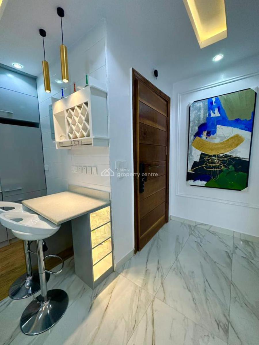 Luxury 2 Bedroom Apartment, Periwinkle Estate, Lekki Phase 1, Lekki, Lagos, Flat / Apartment Short Let