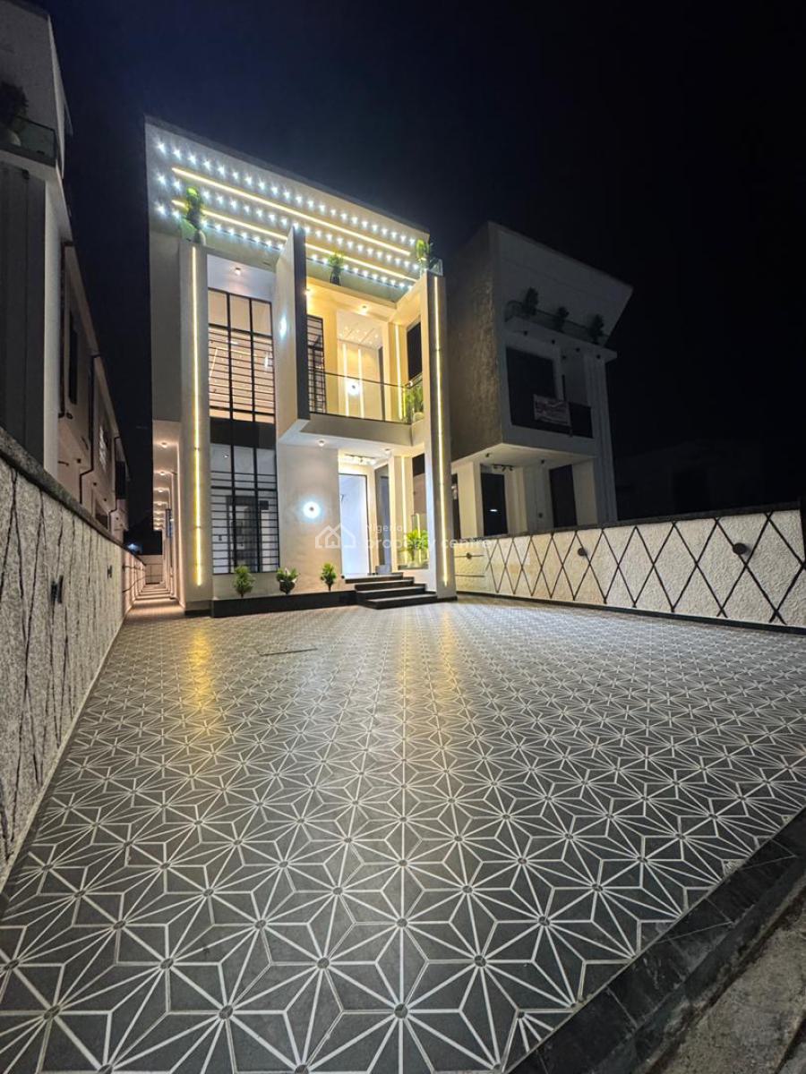 Magnificent 5 Bedroom Detached Duplex with a Private Pool, Chevron Drive Lekki Lagos, Lekki, Lagos, Detached Duplex for Sale