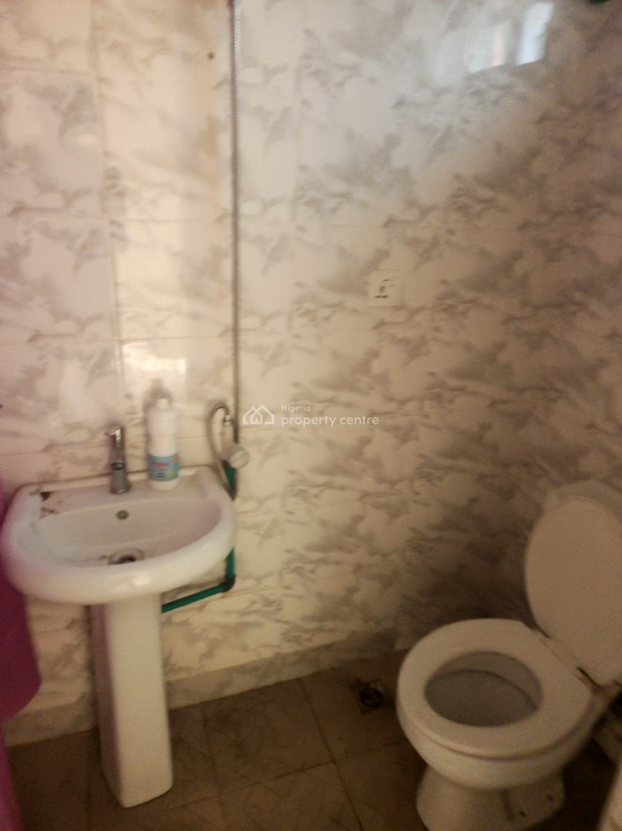 Affordable 2 Bedroom Apartment, Off Mobil Road, Ilaje, Ajah, Lagos, Flat / Apartment for Rent