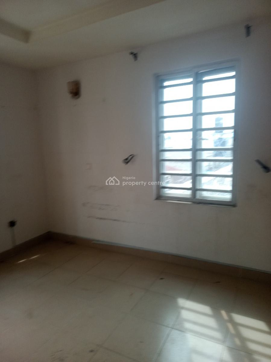 Affordable 2 Bedroom Apartment, Off Mobil Road, Ilaje, Ajah, Lagos, Flat / Apartment for Rent