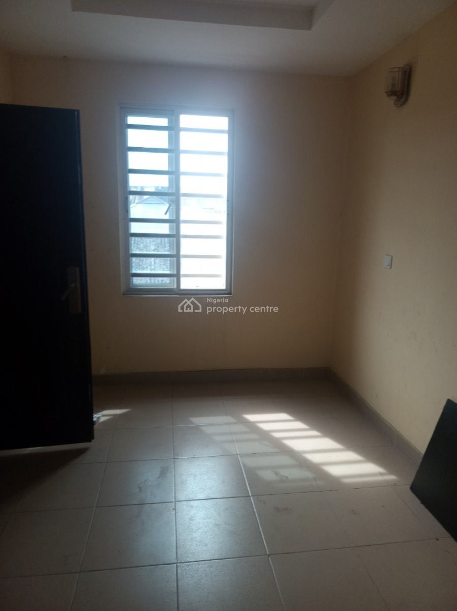 Affordable 2 Bedroom Apartment, Off Mobil Road, Ilaje, Ajah, Lagos, Flat / Apartment for Rent