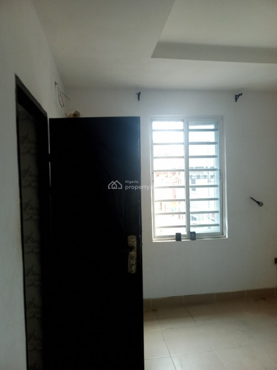Affordable 2 Bedroom Apartment, Off Mobil Road, Ilaje, Ajah, Lagos, Flat / Apartment for Rent