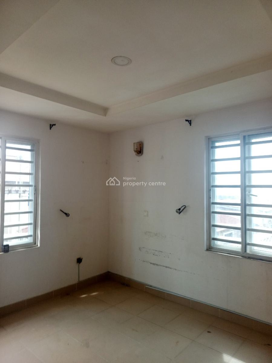 Affordable 2 Bedroom Apartment, Off Mobil Road, Ilaje, Ajah, Lagos, Flat / Apartment for Rent