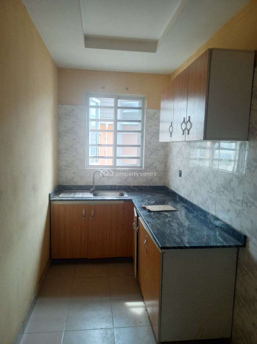 Affordable 2 Bedroom Apartment, Off Mobil Road, Ilaje, Ajah, Lagos, Flat / Apartment for Rent