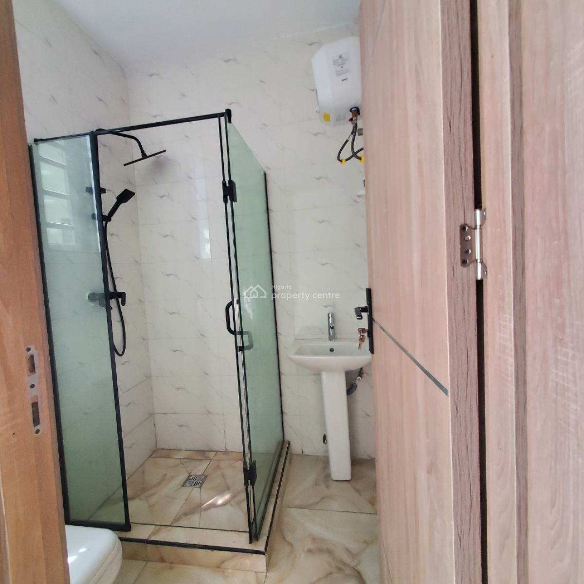 Luxury 3bedroom with Bq, General Paint, Ajah, Lagos, Terraced Duplex for Sale