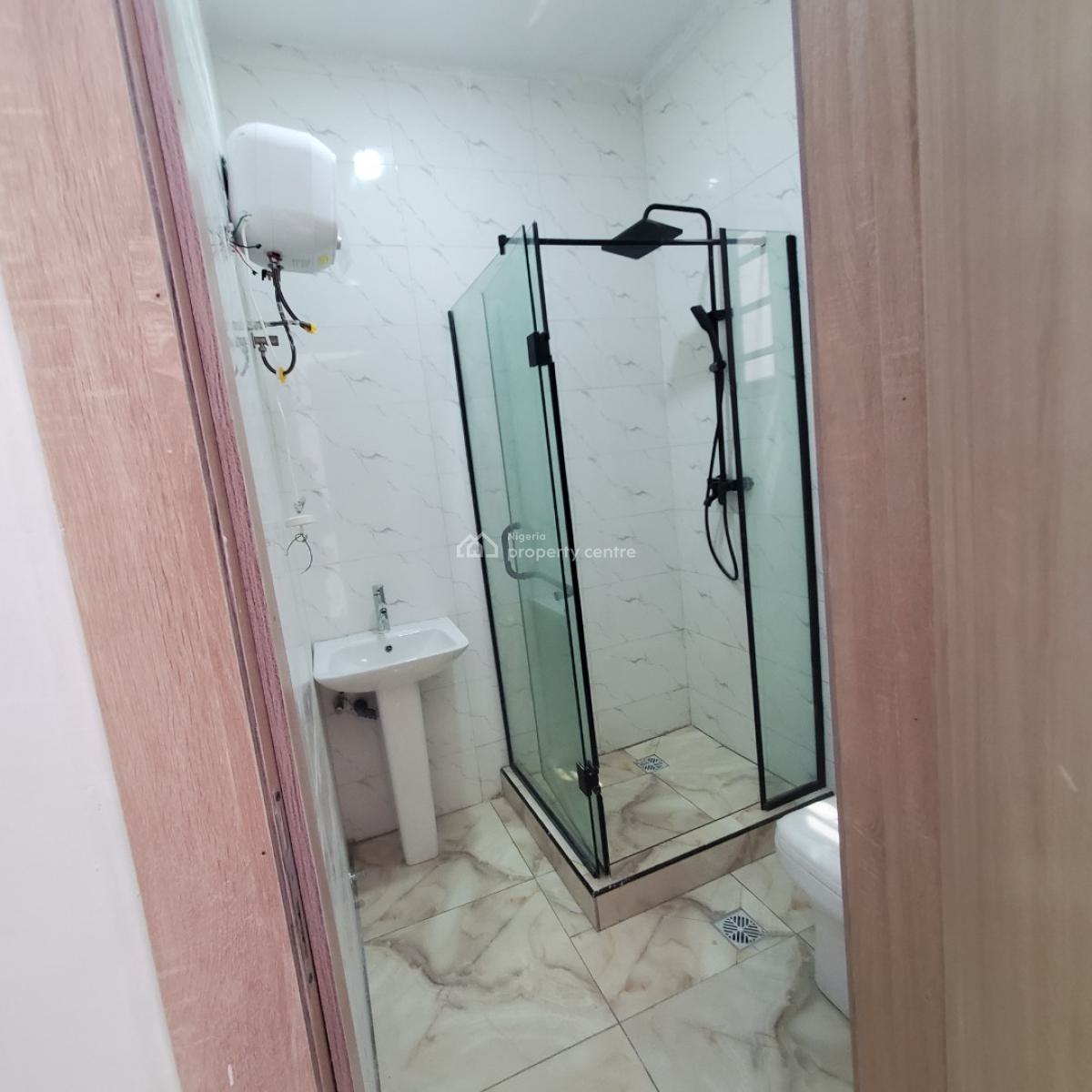 Luxury 3bedroom with Bq, General Paint, Ajah, Lagos, Terraced Duplex for Sale