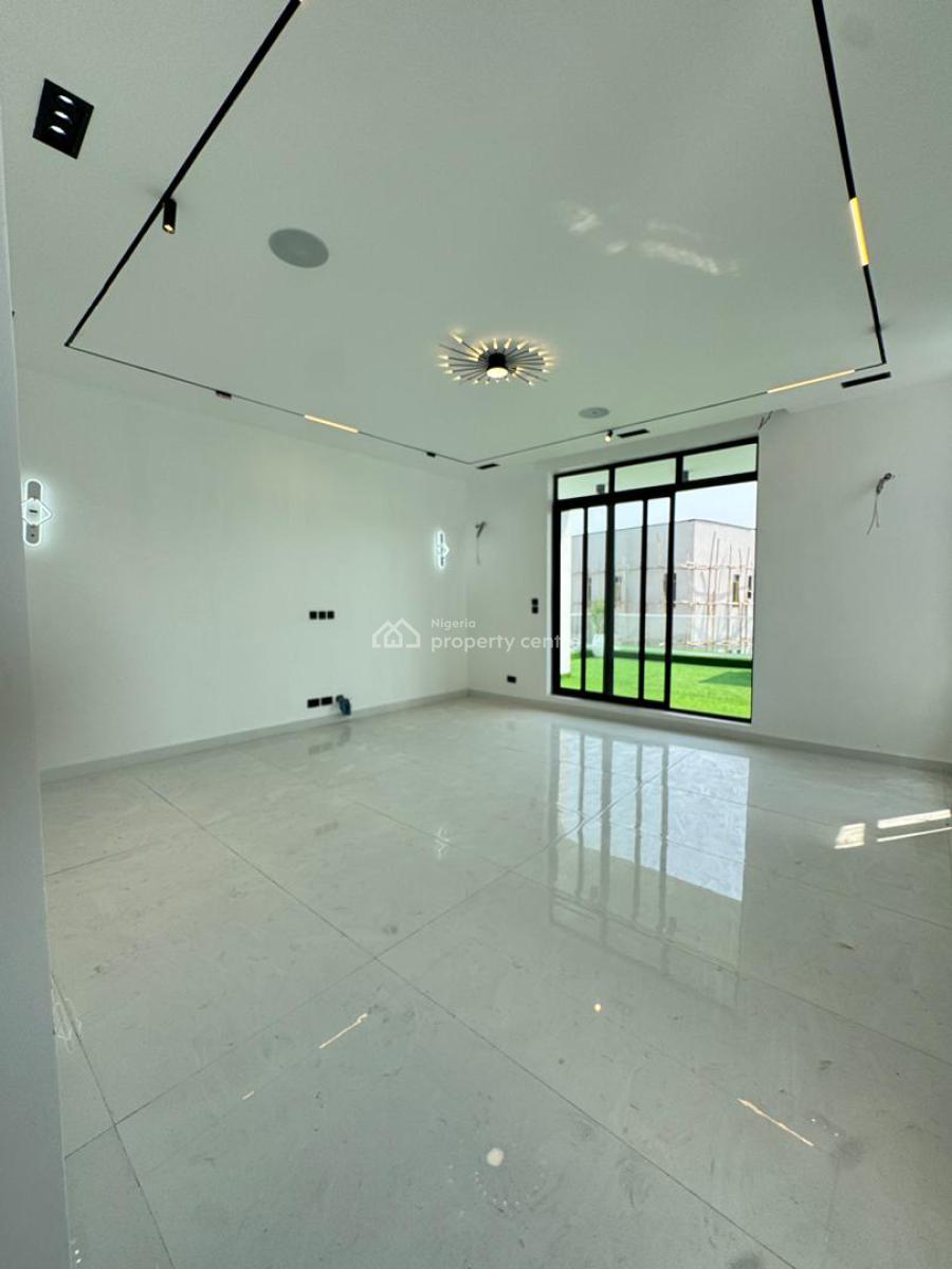 Well  Build 5 Bedroom Detached, Osapa, Lekki, Lagos, House for Sale