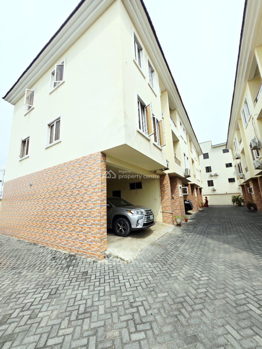 Fully Furnished 4 Bedroom, Lekki Right Side, Lekki Phase 1, Lekki, Lagos, Terraced Duplex for Rent