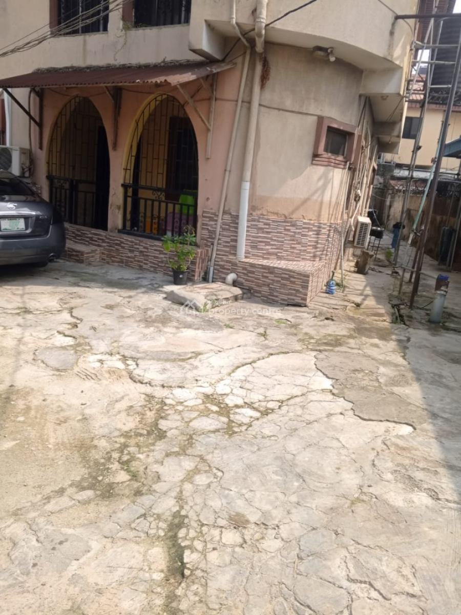 Block of 4 Flats, 3 Bedroom Each, 3 Toilet 2 Bath in Each Apartment., at Onike, Yaba. a Block of 4 Flats, 3 Bedroom, Yaba, Lagos, Block of Flats for Sale