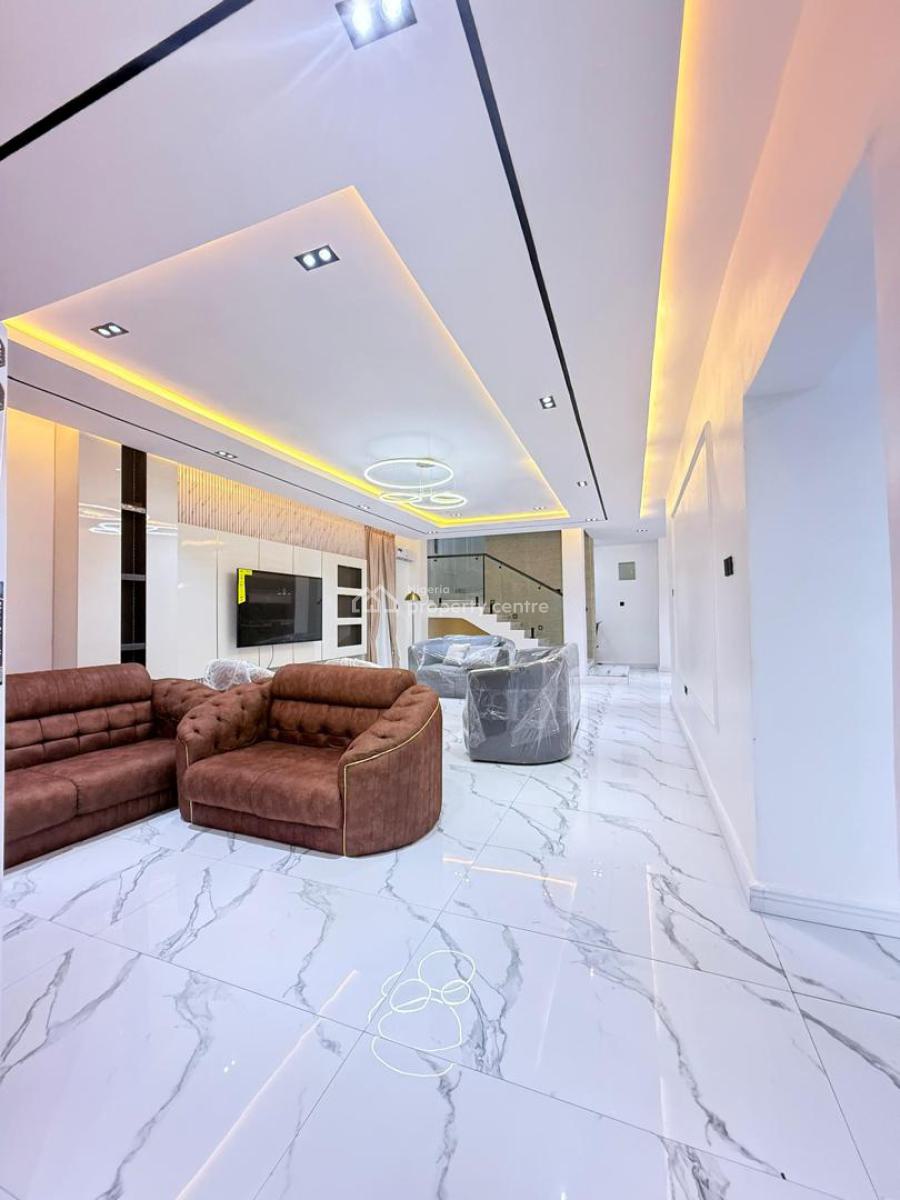 Features & Amenities: - 6 Spacious Ensuite Fully Furnished Bedrooms -, Location: Gowon Estate, Egbeda.  *price : 550m*, Egbeda, Alimosho, Lagos, Detached Duplex for Sale