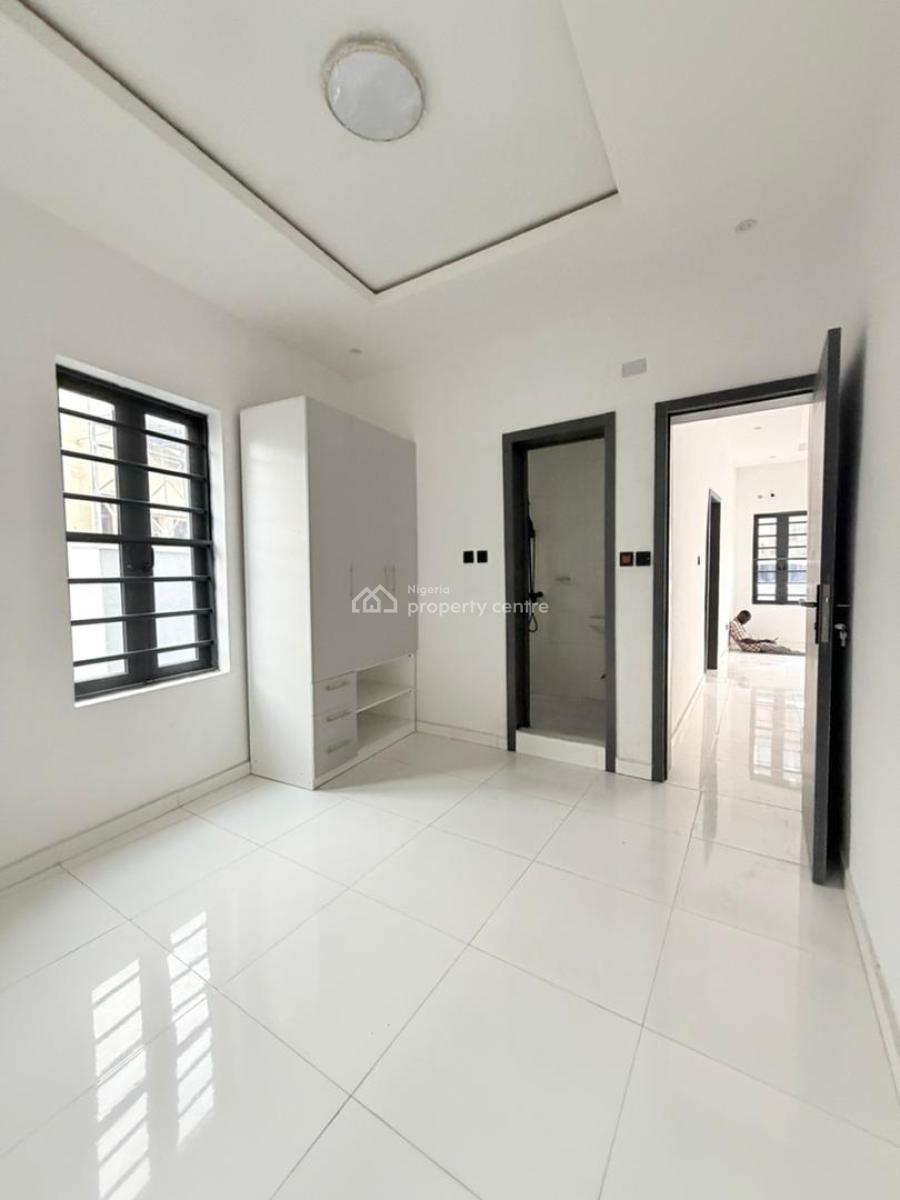 Luxuriously Built 3 Bedroom Apartments, Gra Phase 2, Magodo, Lagos, Block of Flats for Sale