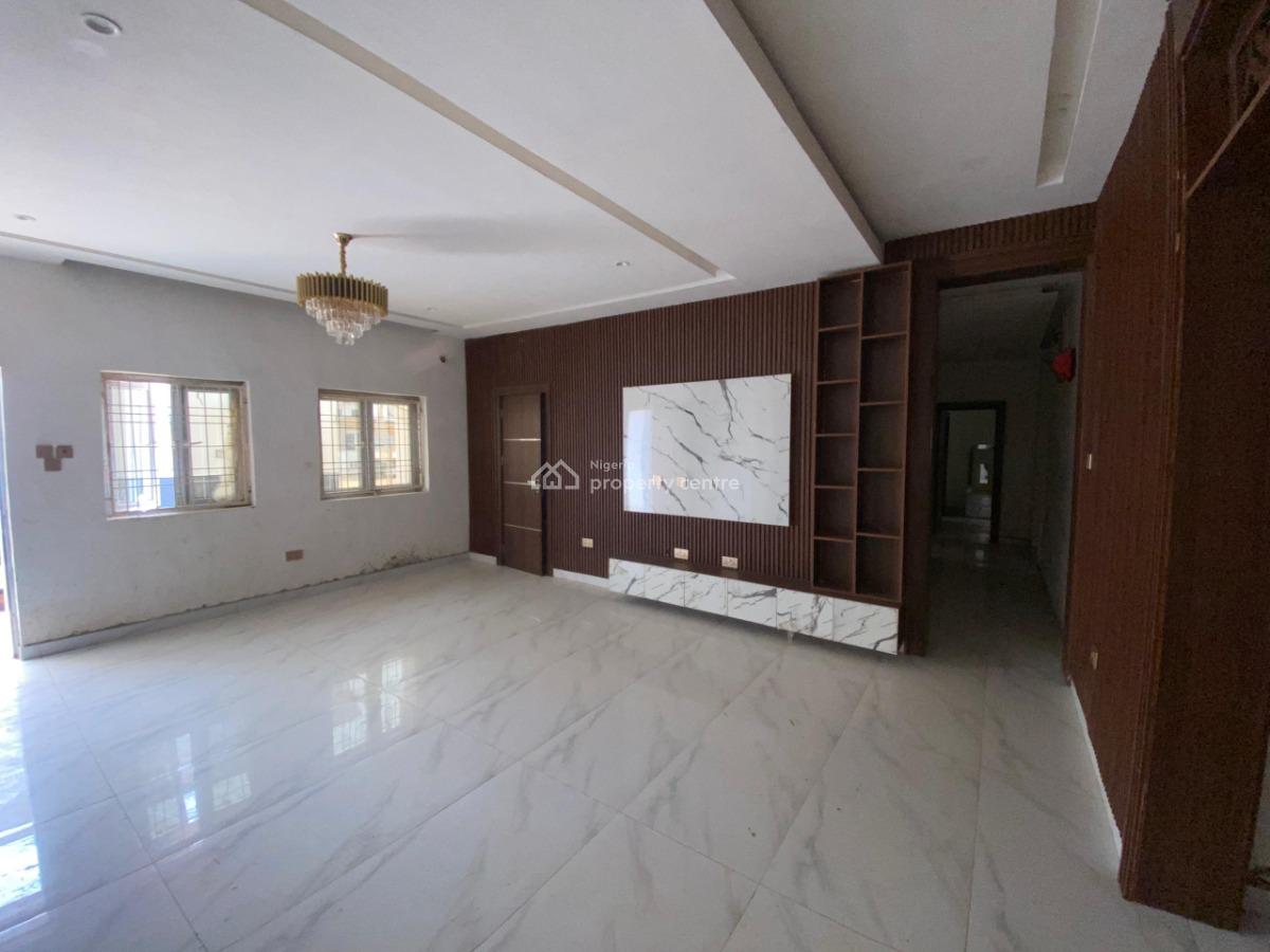 Newly-built, Lovely 3 Bedroom Apartment with Bq, Wuye, Abuja, Flat / Apartment for Rent