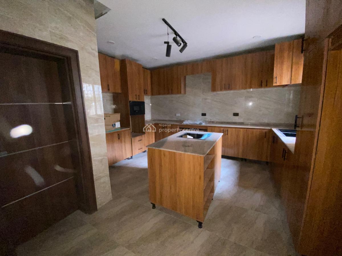 Newly-built, Lovely 3 Bedroom Apartment with Bq, Wuye, Abuja, Flat / Apartment for Rent