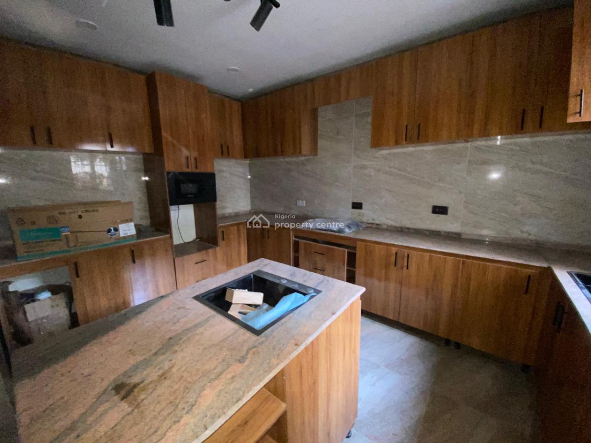 Newly-built, Lovely 3 Bedroom Apartment with Bq, Wuye, Abuja, Flat / Apartment for Rent