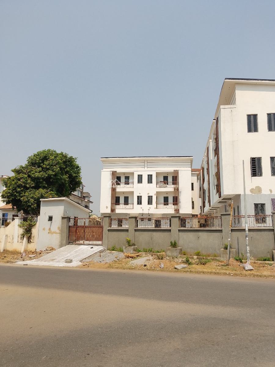 Institutional-grade Real Estate Investment Opportunity, Off Okonjo Iwaela Street, Utako, Abuja, Terraced Duplex for Sale