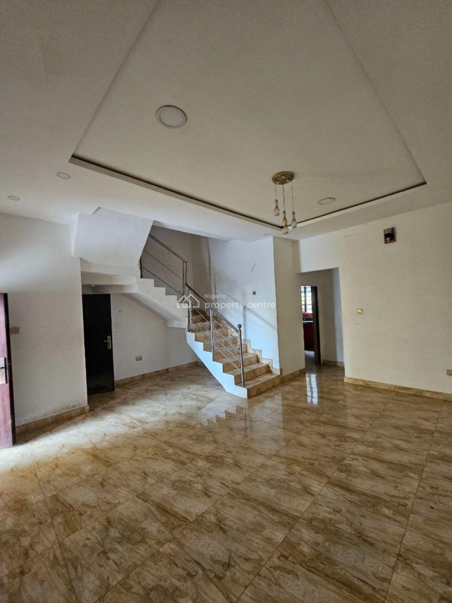 Well Maintained  4bedroom Terrace Duplex, Ikota, Lekki, Lagos, Terraced Duplex for Sale