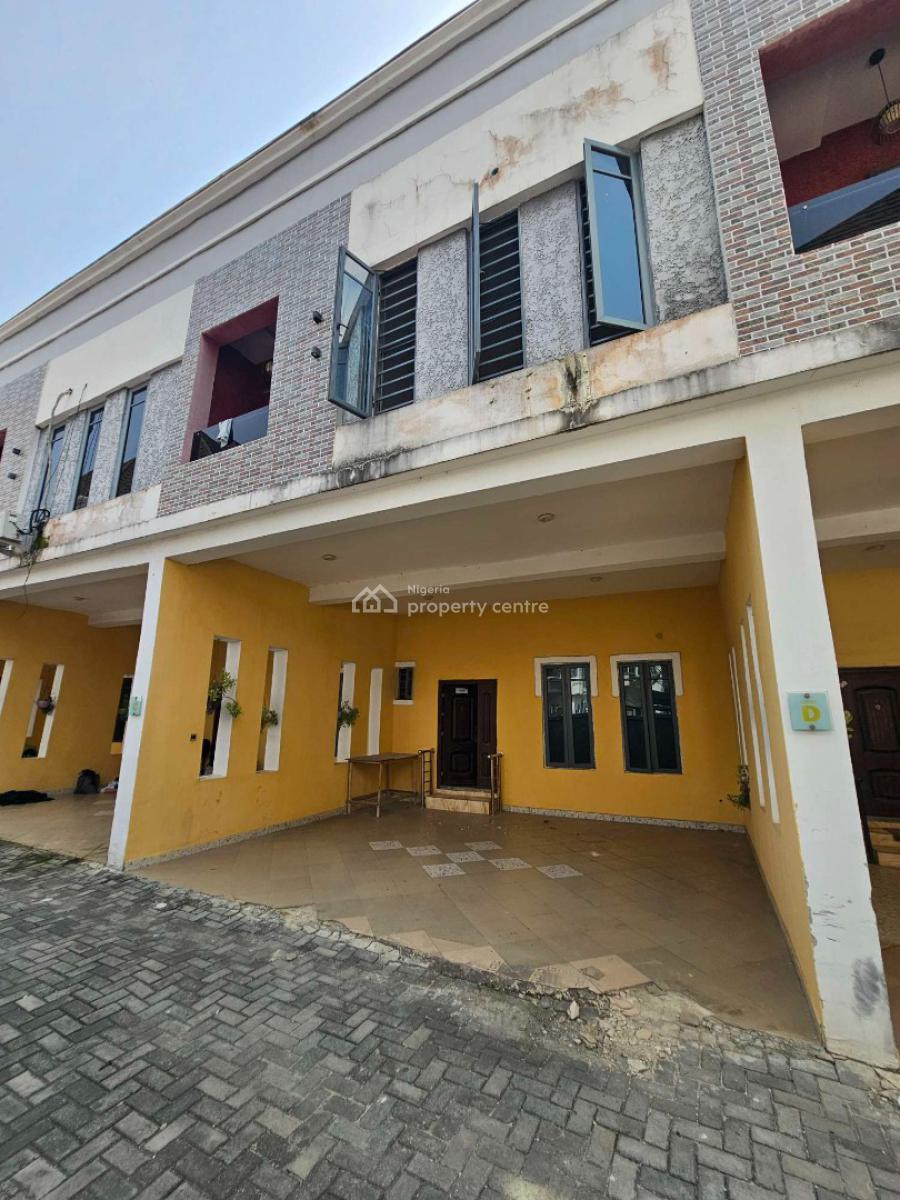Well Maintained  4bedroom Terrace Duplex, Ikota, Lekki, Lagos, Terraced Duplex for Sale