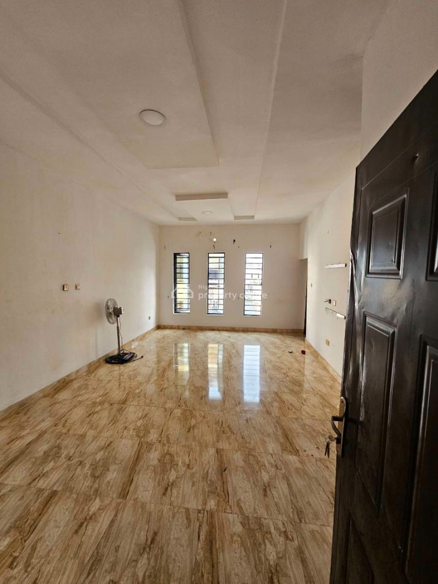 Well Maintained  4bedroom Terrace Duplex, Ikota, Lekki, Lagos, Terraced Duplex for Sale
