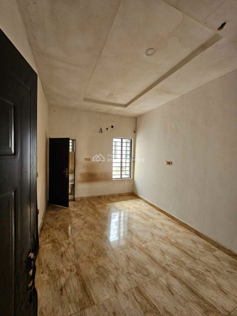 Well Maintained  4bedroom Terrace Duplex, Ikota, Lekki, Lagos, Terraced Duplex for Sale