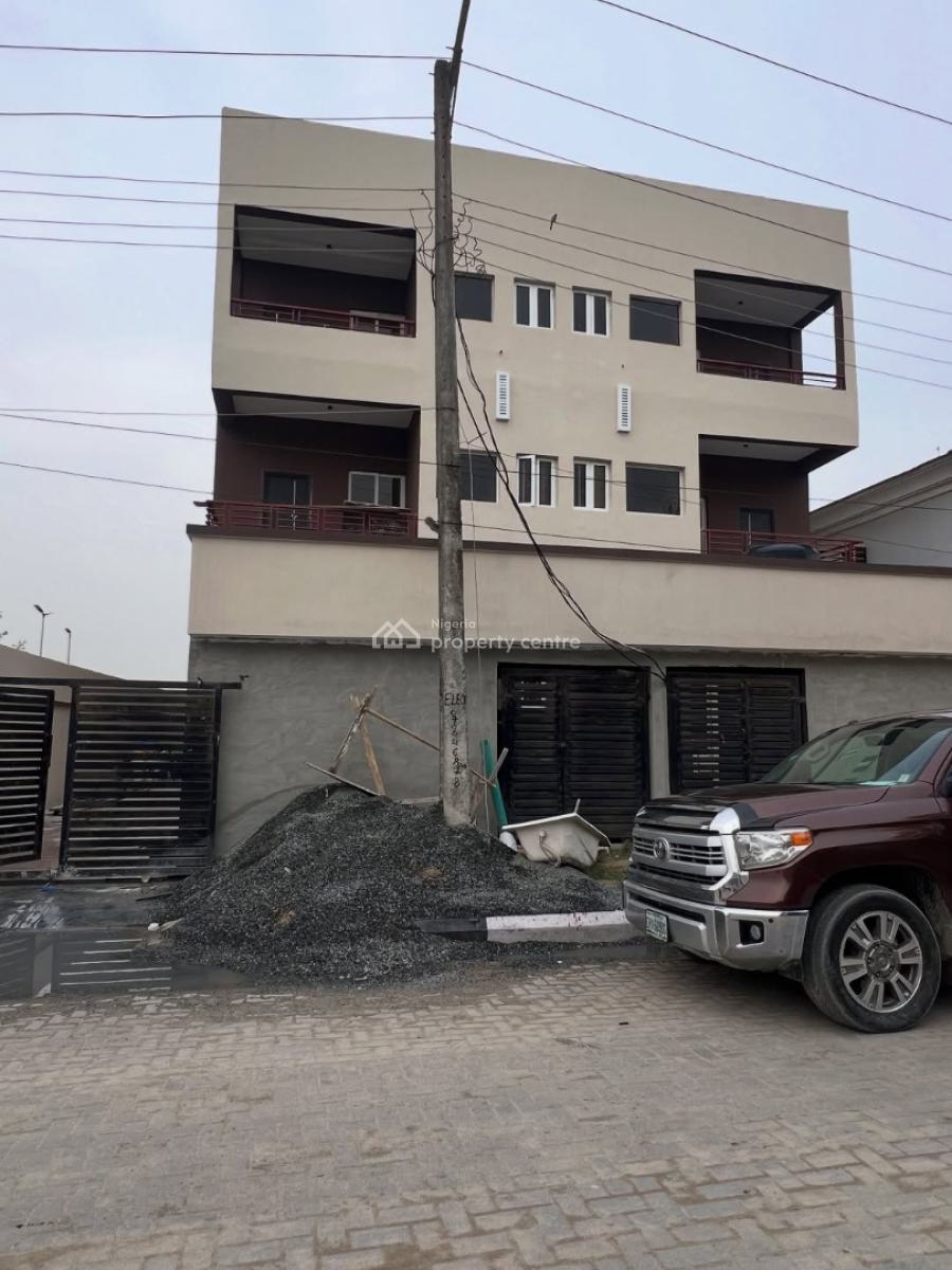 Very Spacious 2 Bedroom Apartment, New Road, Lekki, Lagos, House for Rent