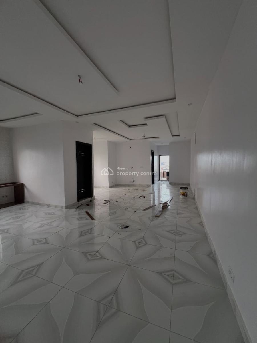 Very Spacious 2 Bedroom Apartment, New Road, Lekki, Lagos, House for Rent