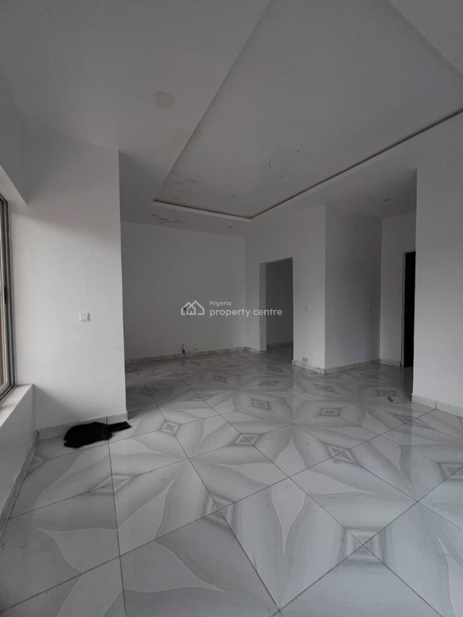 Very Spacious 2 Bedroom Apartment, New Road, Lekki, Lagos, House for Rent