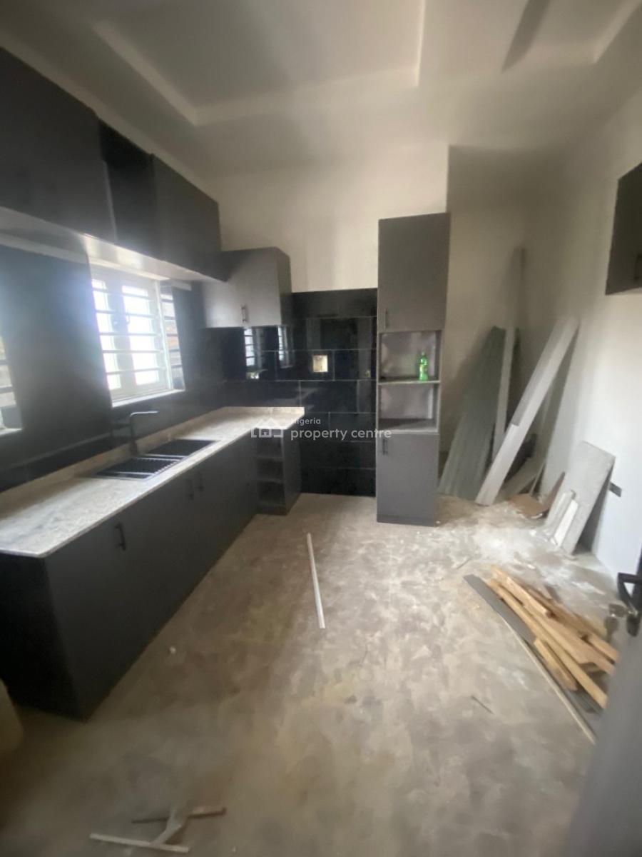 Fenced 4 Bedroom Bungalow with a Parking Space, Ilekun,oda Road, Akure, Akure, Ondo, Detached Bungalow for Sale