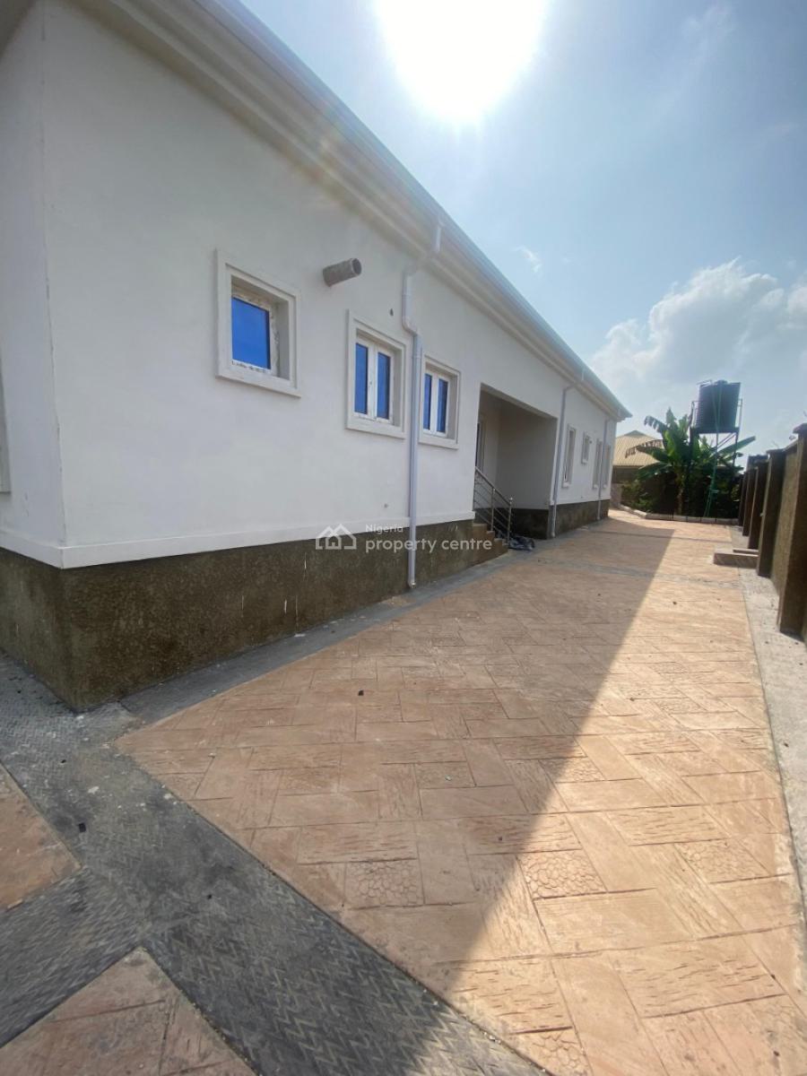 Fenced 4 Bedroom Bungalow with a Parking Space, Ilekun,oda Road, Akure, Akure, Ondo, Detached Bungalow for Sale