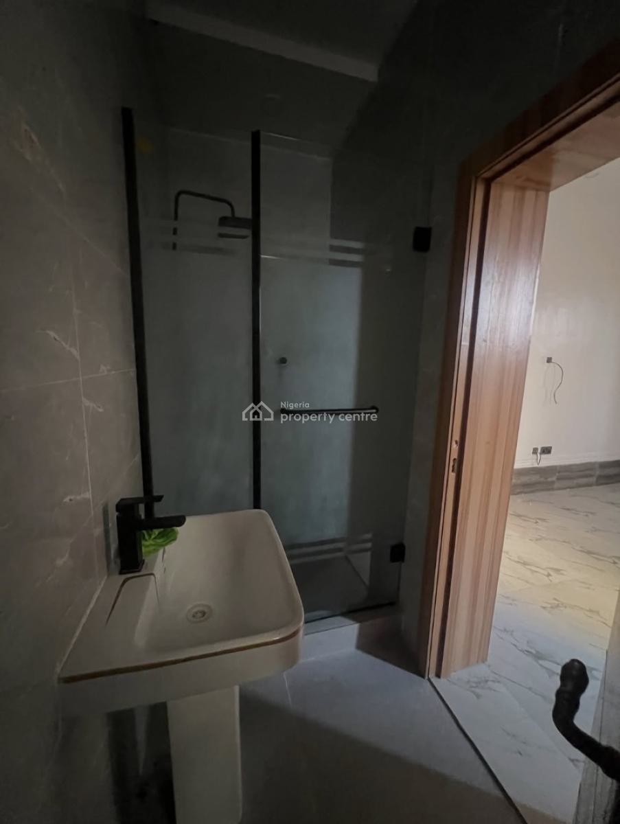 Beautiful 2 Bedroom Apartment, Mobile Road, Ajah, Lagos, House for Rent