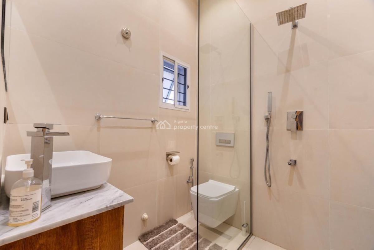 1 Bedroom Apartment with Top Notch Amenities Available., Lekki Phase 1, Lekki, Lagos, Flat / Apartment Short Let