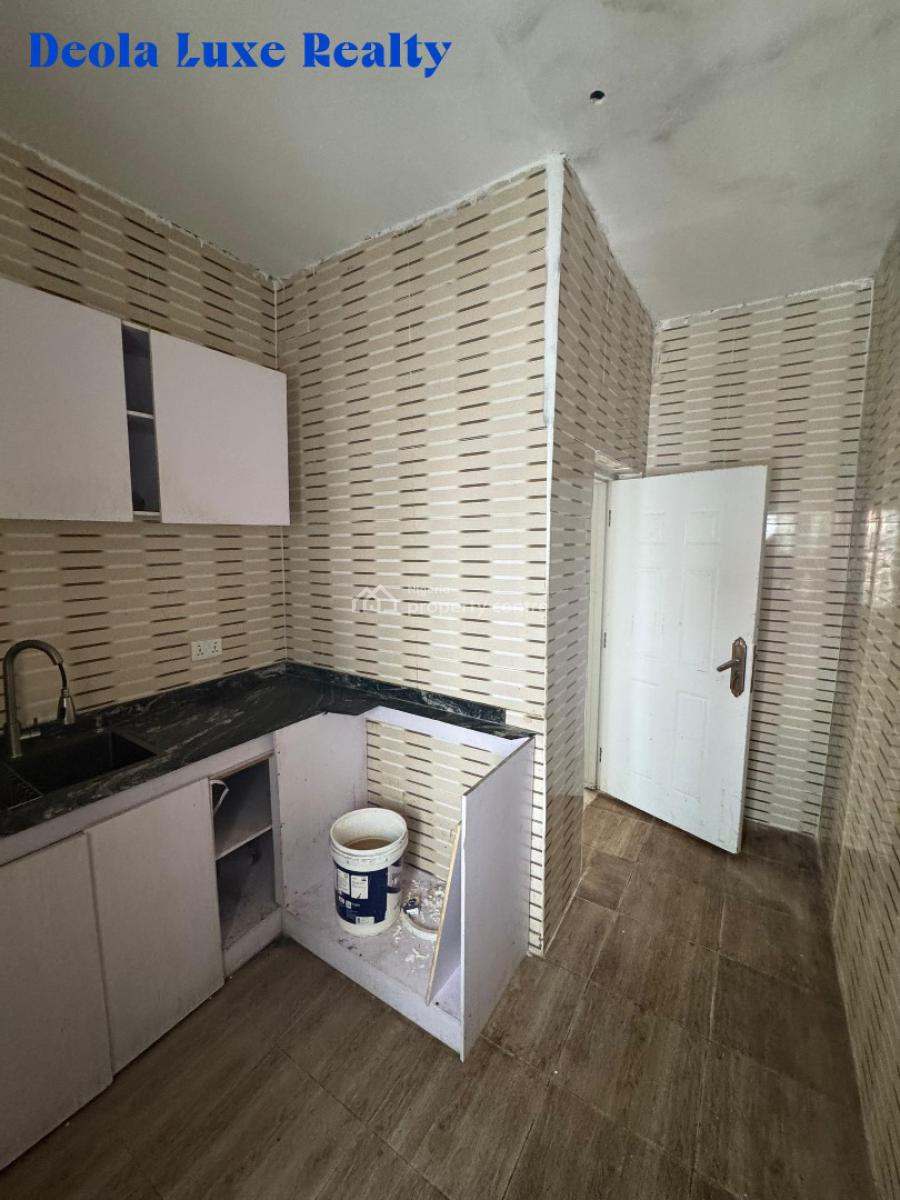 a Spacious 2 Bedroom in a Fully Serviced Estate with Swimming Pool, 10a Min to Eko Hotel Via The Coastal Road, Ikate, Lekki, Lagos, Flat / Apartment for Rent