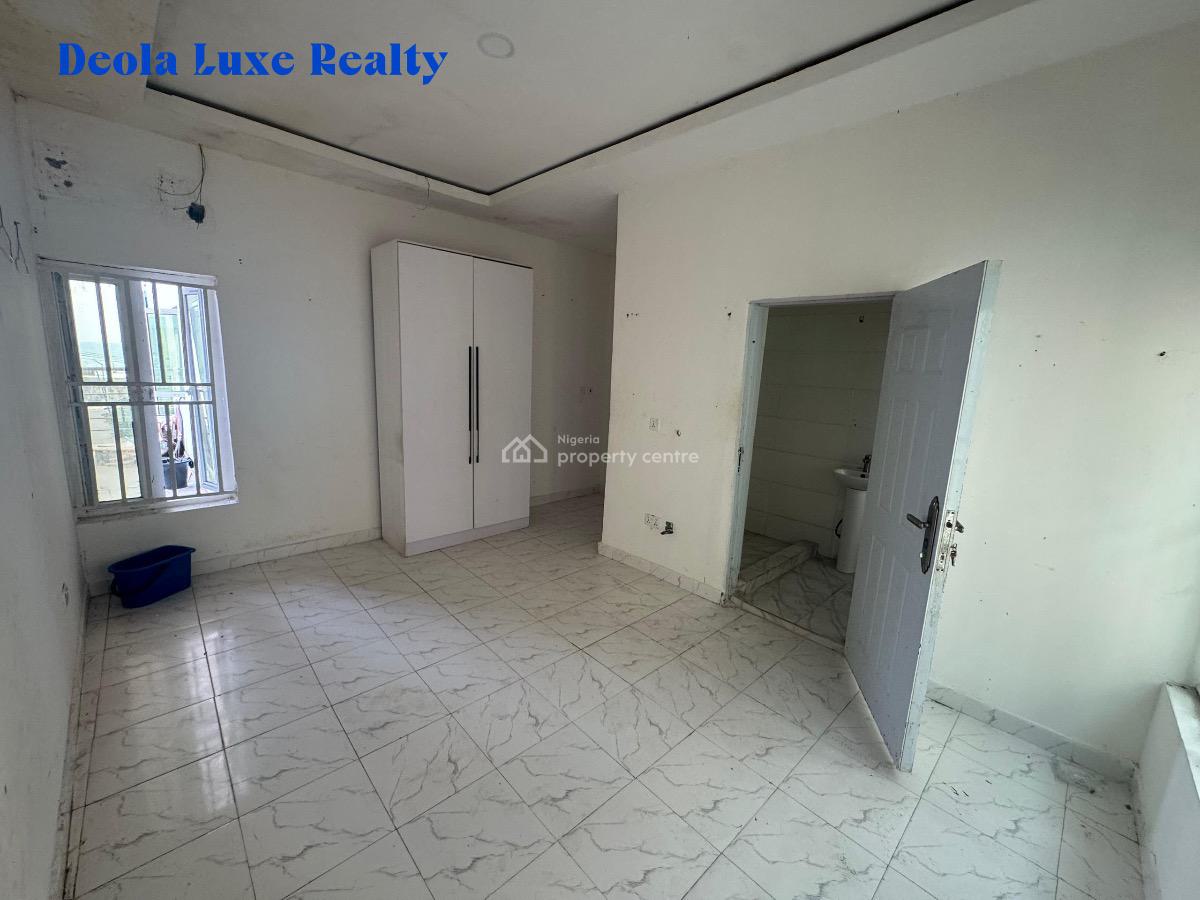 a Spacious 2 Bedroom in a Fully Serviced Estate with Swimming Pool, 10a Min to Eko Hotel Via The Coastal Road, Ikate, Lekki, Lagos, Flat / Apartment for Rent