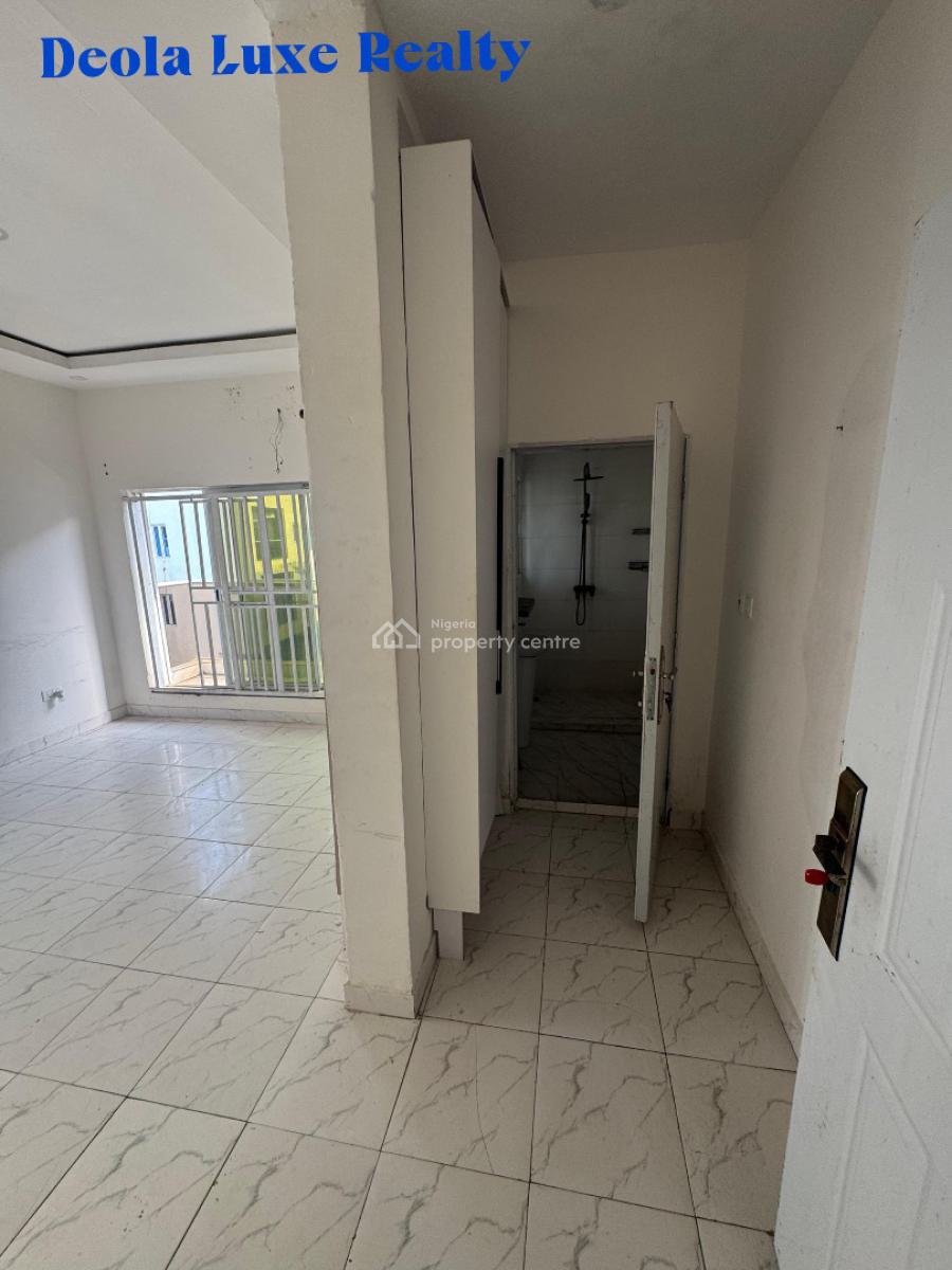 a Spacious 2 Bedroom in a Fully Serviced Estate with Swimming Pool, 10a Min to Eko Hotel Via The Coastal Road, Ikate, Lekki, Lagos, Flat / Apartment for Rent