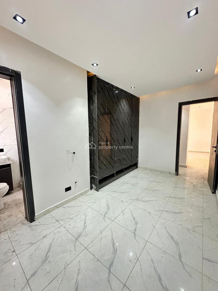 Exquisite Luxury Spacious 5 Bedroom Semi-detached Duplex with Bq, Lekki County, Ikota, Lekki, Lagos, Semi-detached Duplex for Sale