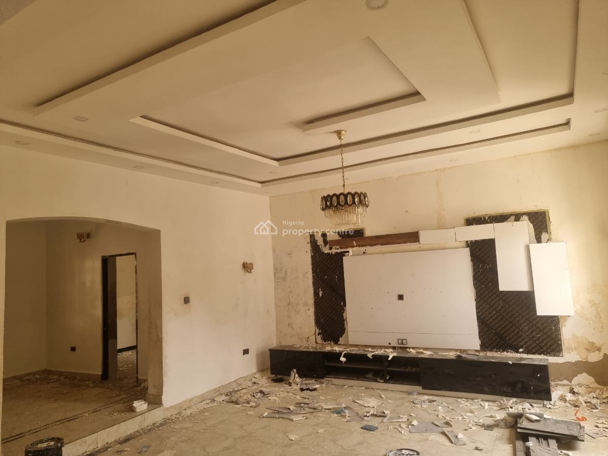 Luxury 4 Bedroom Penthouse with 2bq and Gate House, Estate Along Von Road, Lugbe District, Abuja, Detached Duplex for Rent