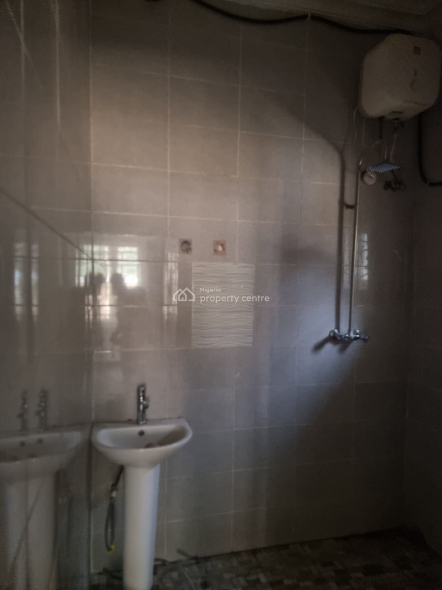 Luxury 4 Bedroom Penthouse with 2bq and Gate House, Estate Along Von Road, Lugbe District, Abuja, Detached Duplex for Rent