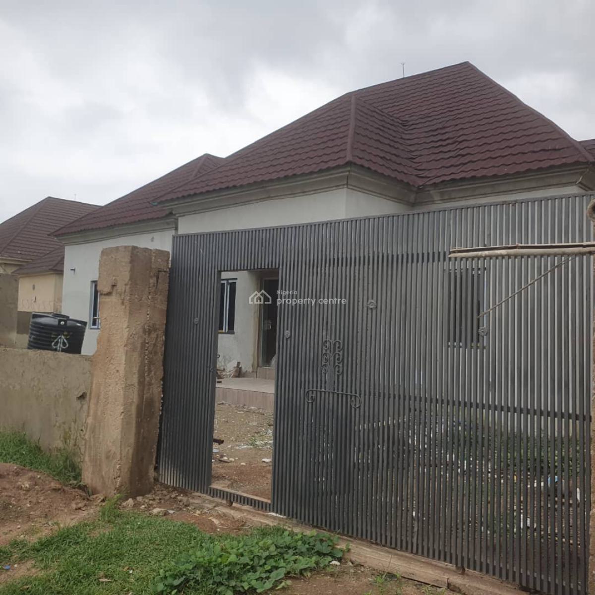 Luxury 3 Bedroom Detach Bungalow with Attached Bq, Estate Along Von Road, Lugbe District, Abuja, Detached Bungalow for Sale