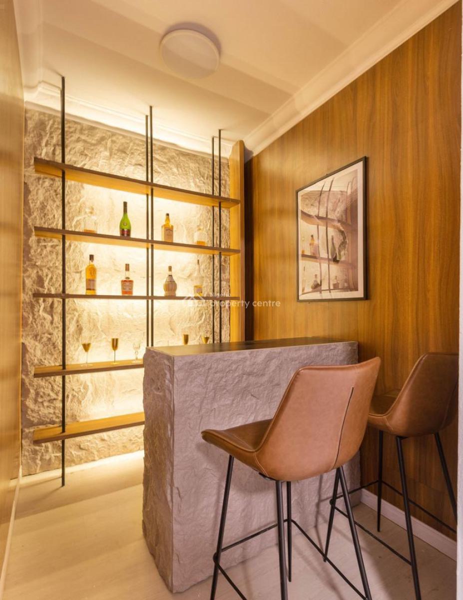 Aestethically Pleasing 3 Bedrooms Apartment with Pool, Gym and Snooker, Admiralty Way, Lekki Phase 1, Lekki, Lagos, Flat / Apartment Short Let