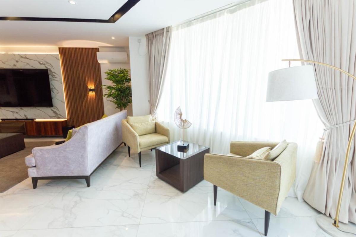 Luxury 3 Bedroom Waterfront with Pool and City View, Joneer Court, Lekki Phase 1, Lekki, Lagos, Flat / Apartment Short Let