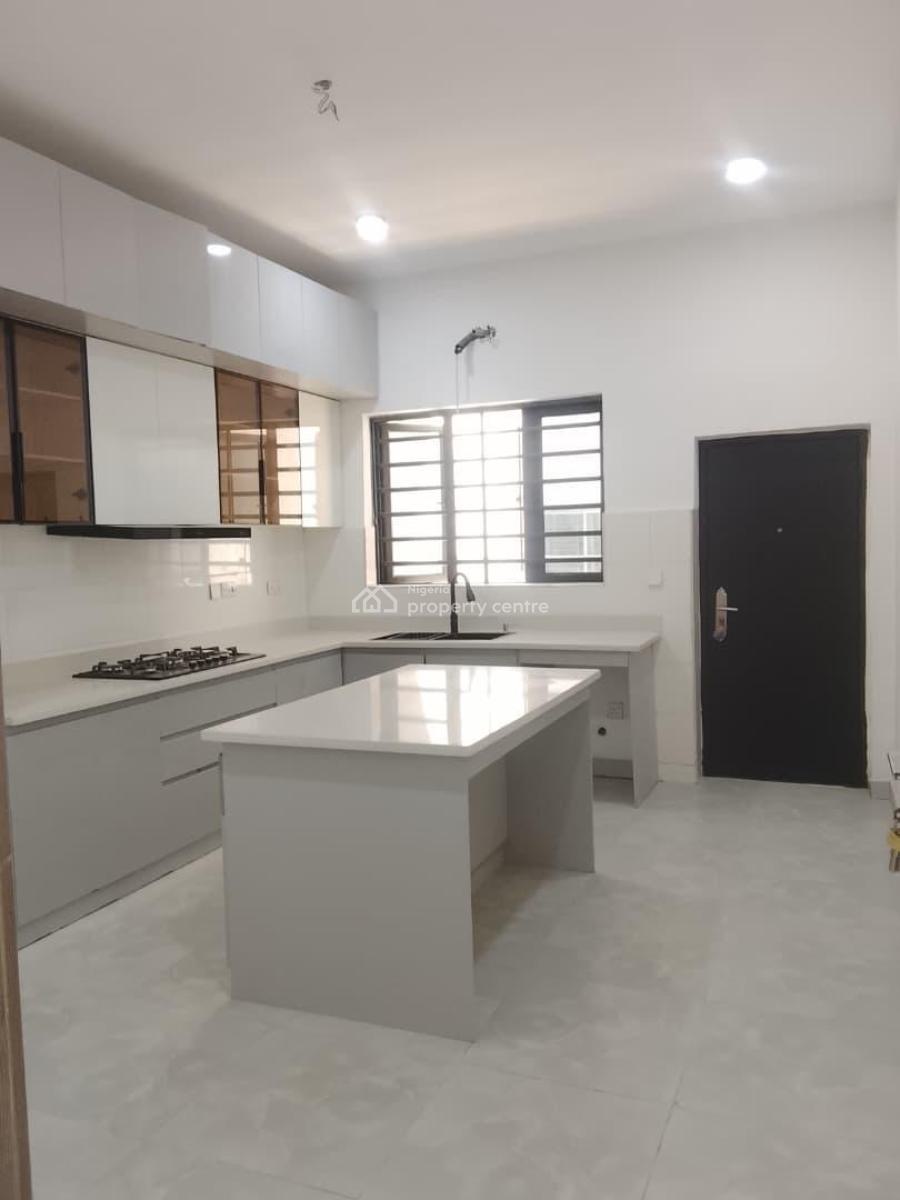 Brand New 3 Bedroom Apartment with Gym, Ikate, Lekki, Lagos, Flat / Apartment for Rent
