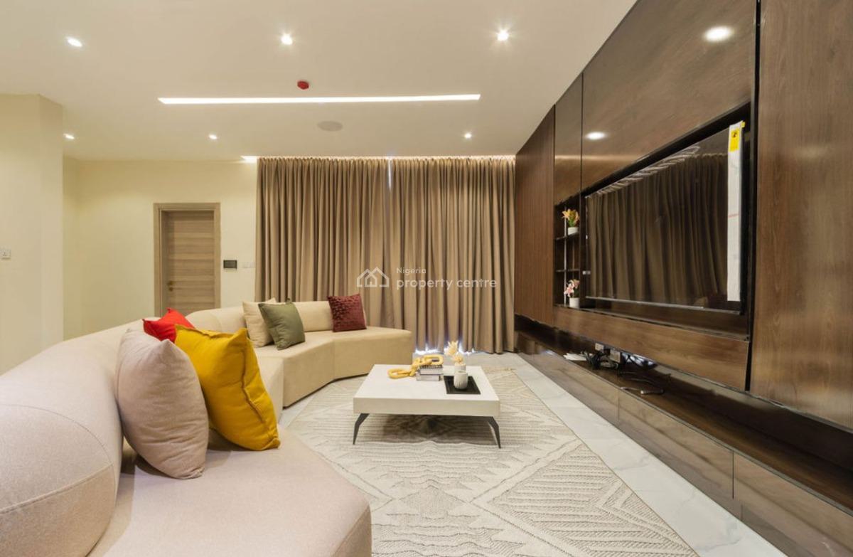 Luxury 2 Bedroom Apartment with Gym, Ps5 and Pool, Cozy Feeling Akin Leigh Crescent., Lekki Phase 1, Lekki, Lagos, Flat / Apartment Short Let