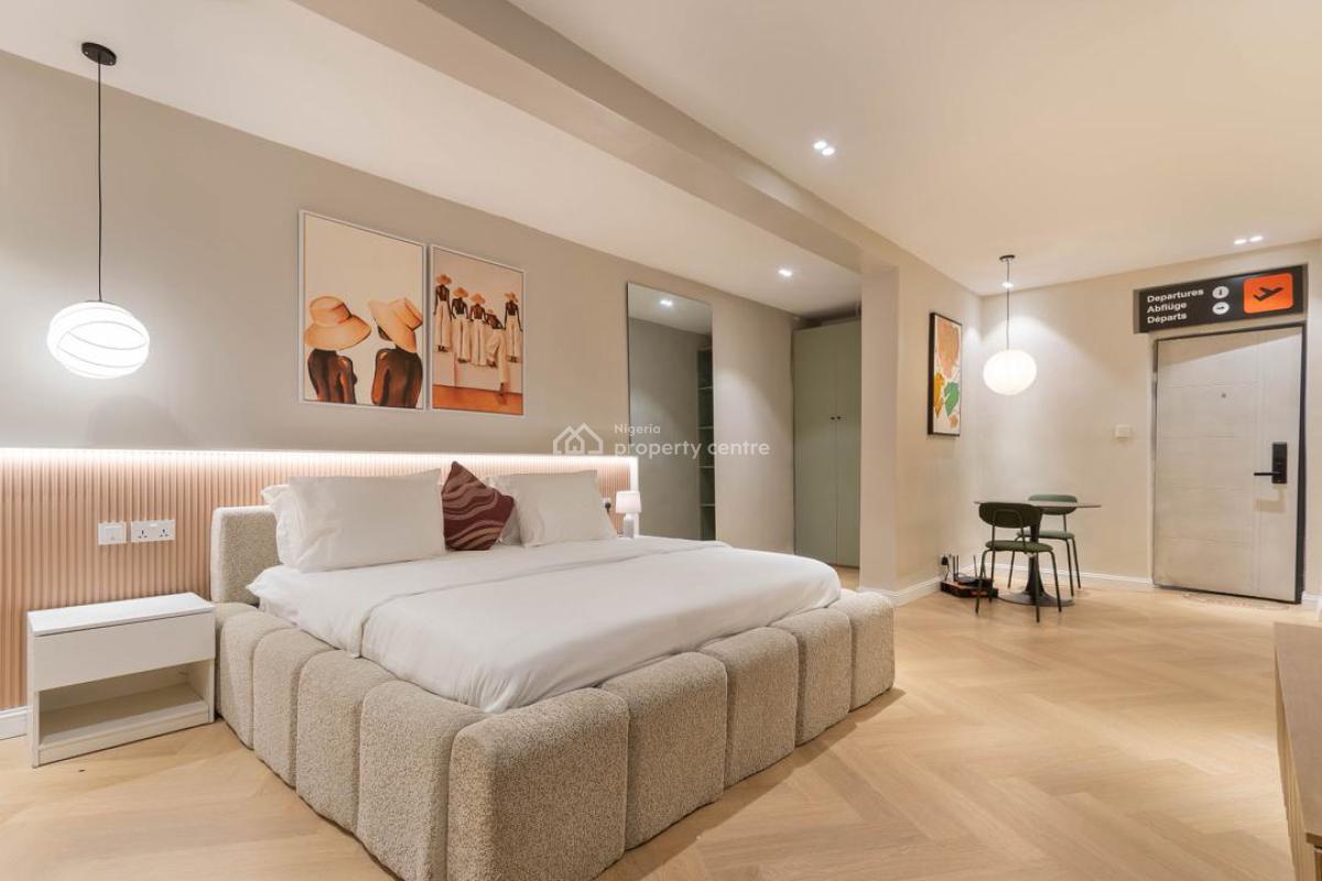 Luxury Studio Apartment with Gym and En-suite Rooms., Admiralty Way, Lekki Phase 1, Lekki, Lagos, Flat / Apartment Short Let