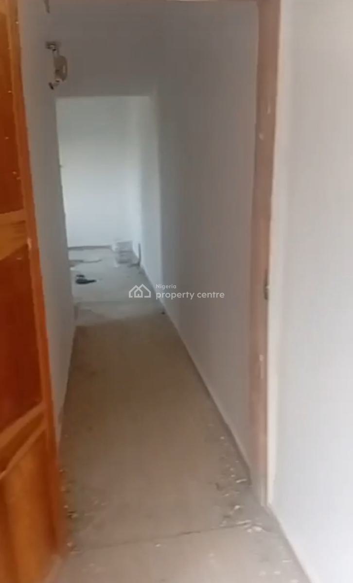 Upstairs Mid- Size Mini Flat @ Abijo Gra{ Video}, Abijo Gra, Abijo, Lekki, Lagos, Mini Flat (room and Parlour) for Rent