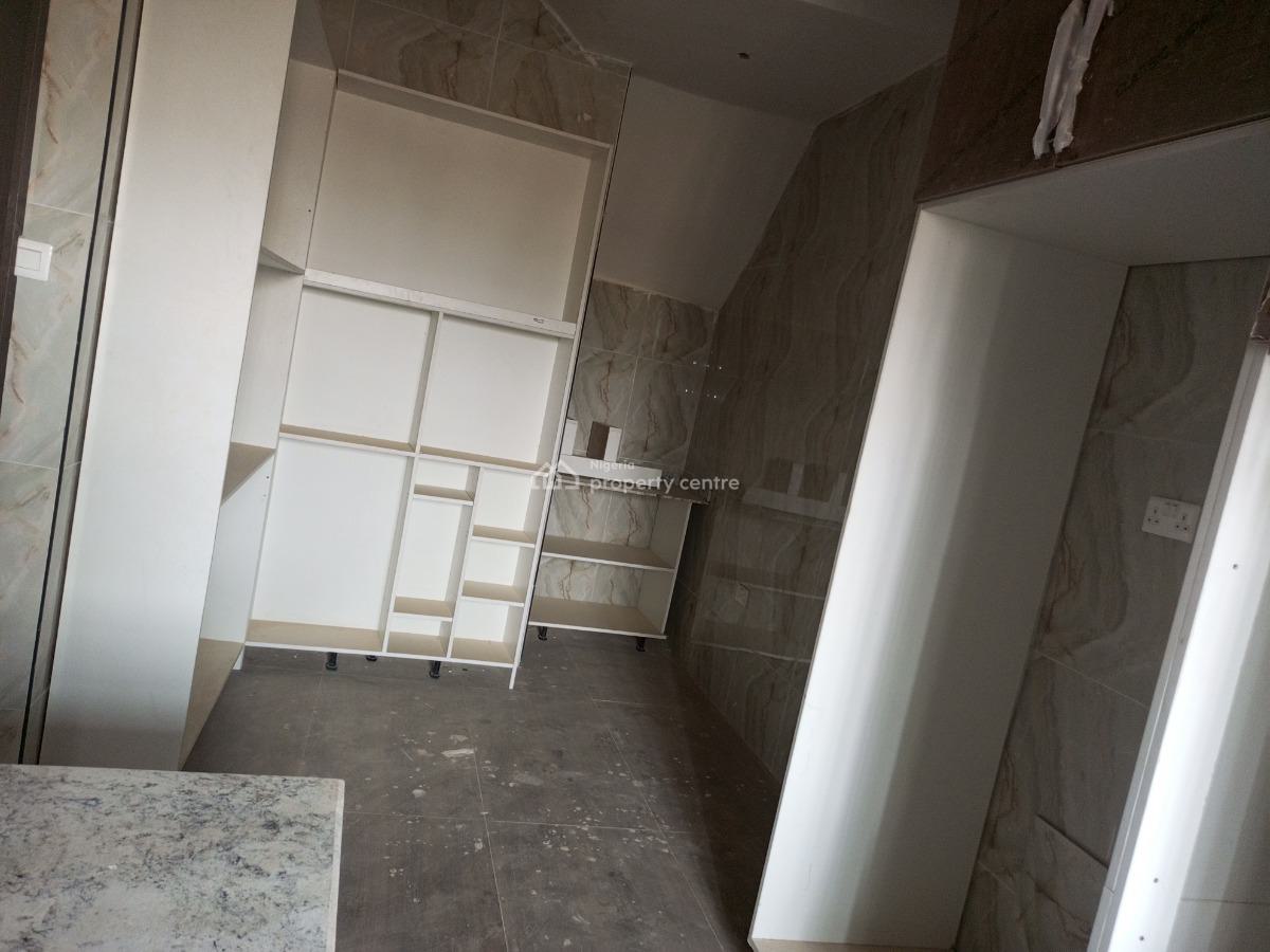Smart Home.   Tastefully Finished Spacious Standard Brand Newly Built, Jahi By Gilmor, Jahi, Abuja, Terraced Duplex for Sale