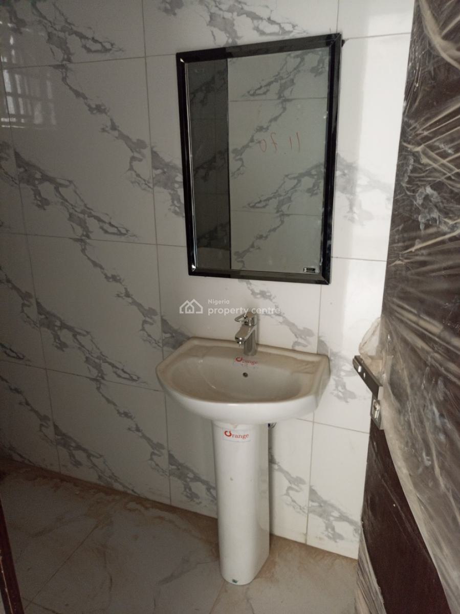 Smart Home.   Tastefully Finished Spacious Standard Brand Newly Built, Jahi By Gilmor, Jahi, Abuja, Terraced Duplex for Sale