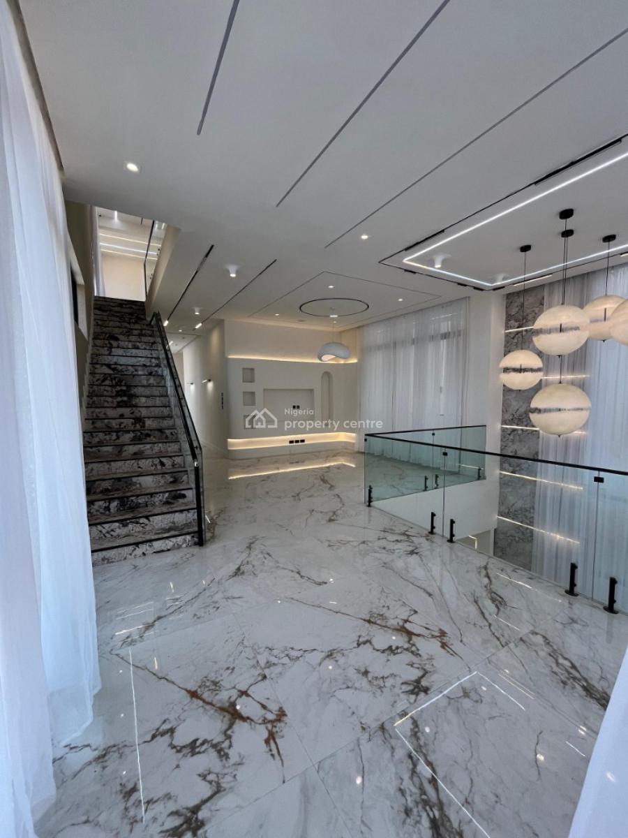 Spacious Massive Lurxuy 5 Bedroom Full Detached, Lekki Phase 1, Lekki, Lagos, Detached Duplex for Sale