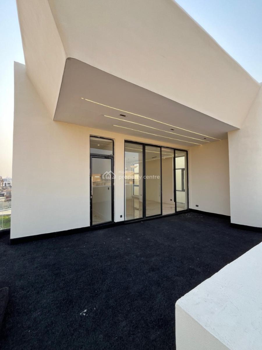 Spacious Massive Lurxuy 5 Bedroom Full Detached, Lekki Phase 1, Lekki, Lagos, Detached Duplex for Sale