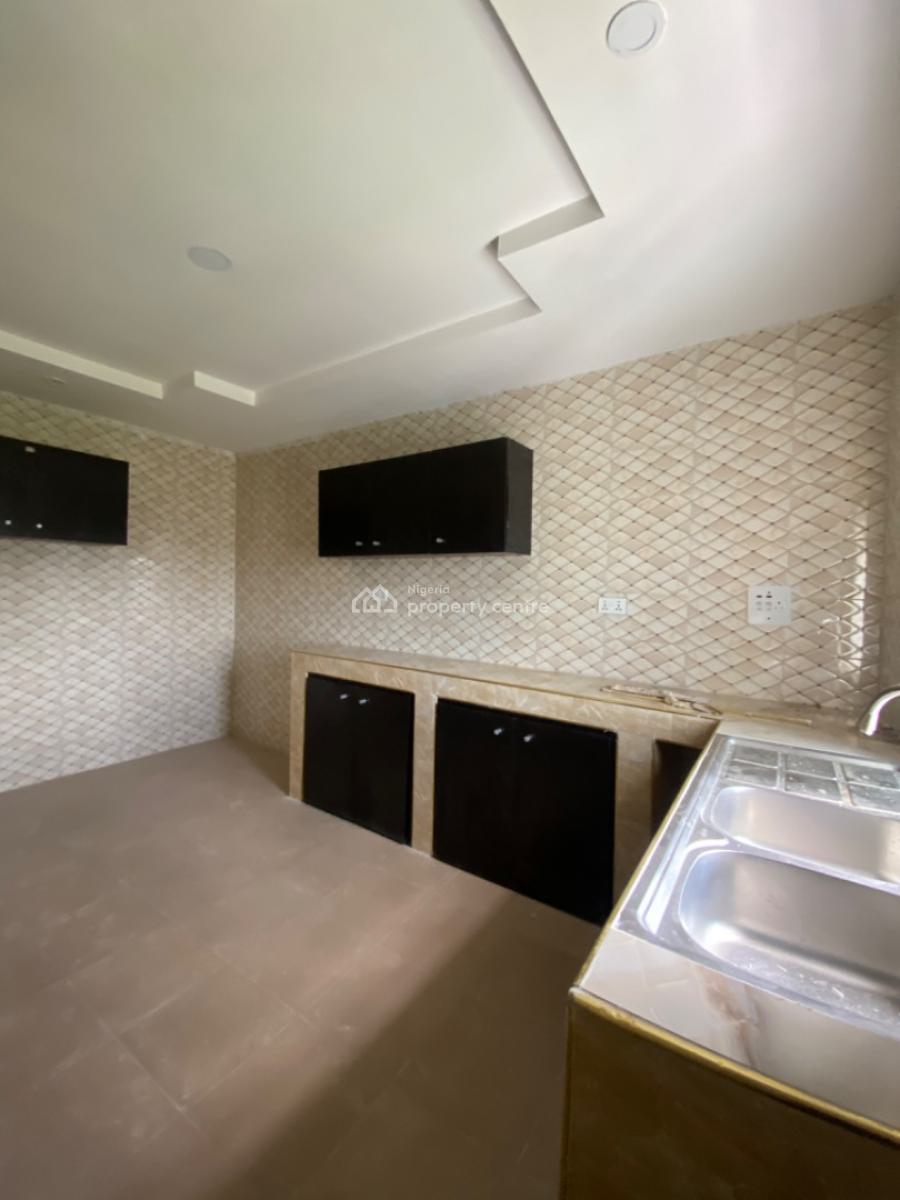 an Executive Two Bedroom Flat, Oluaeye Newtown Close Ogombo Off Abraham Adesanya Ajah, Lekki, Lagos, Flat / Apartment for Rent