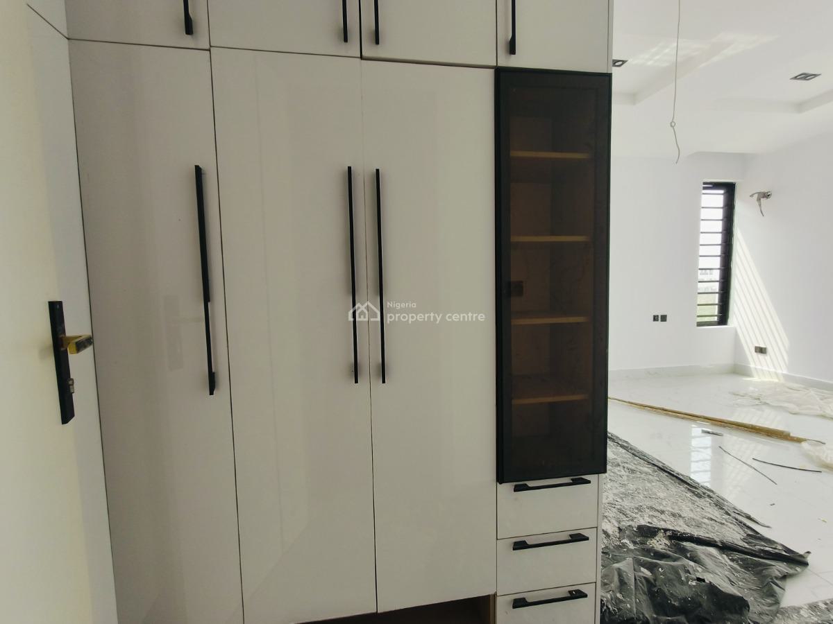 Exquisite 2 Bedroom Apartment, Ikate Lekki, Itire-ikate, Surulere, Lagos, Flat / Apartment for Sale