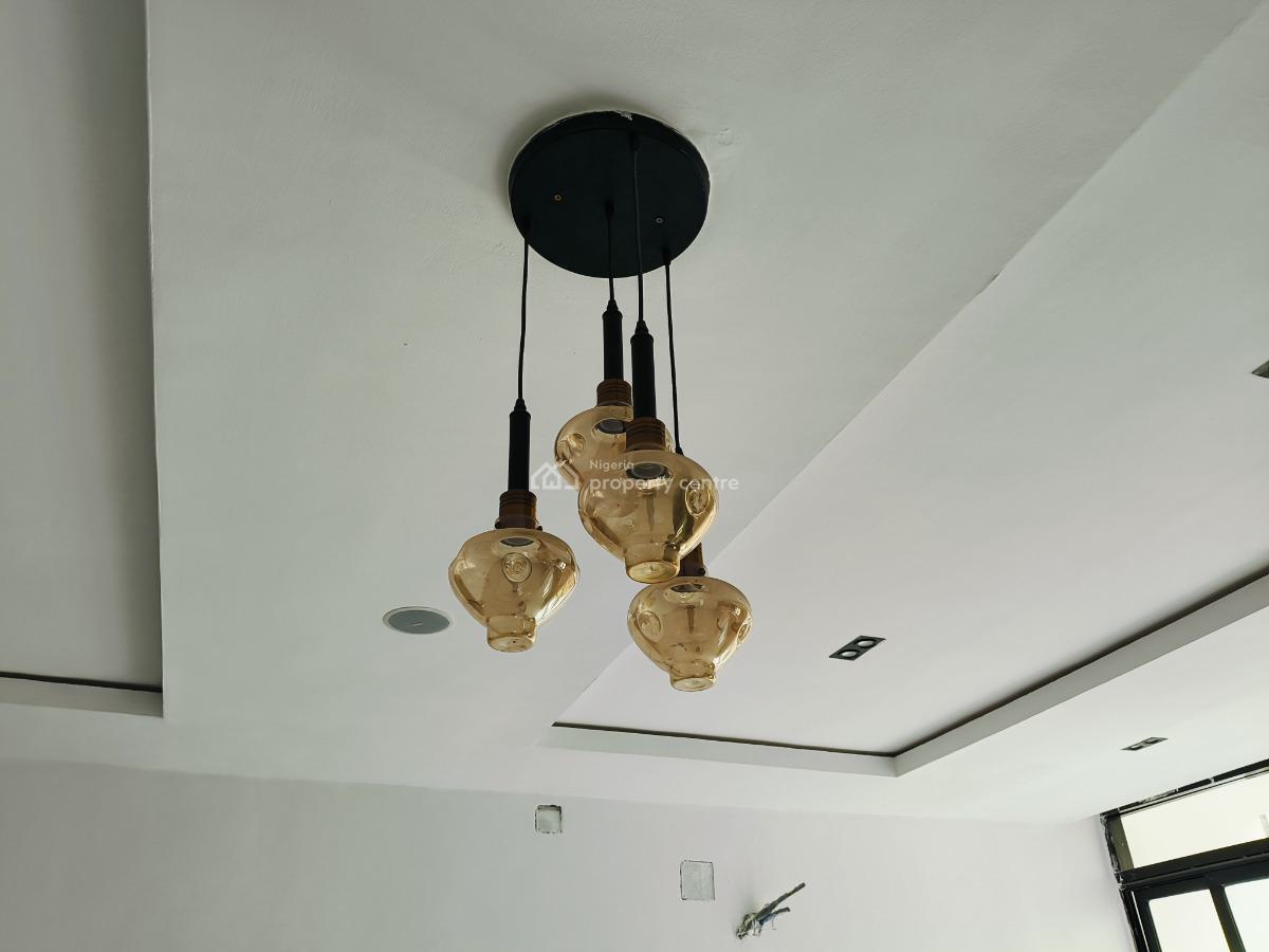 Exquisite 2 Bedroom Apartment, Ikate Lekki, Itire-ikate, Surulere, Lagos, Flat / Apartment for Sale